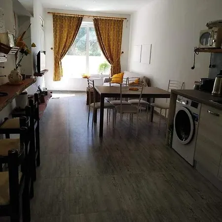 Homestay Bayview Pembroke